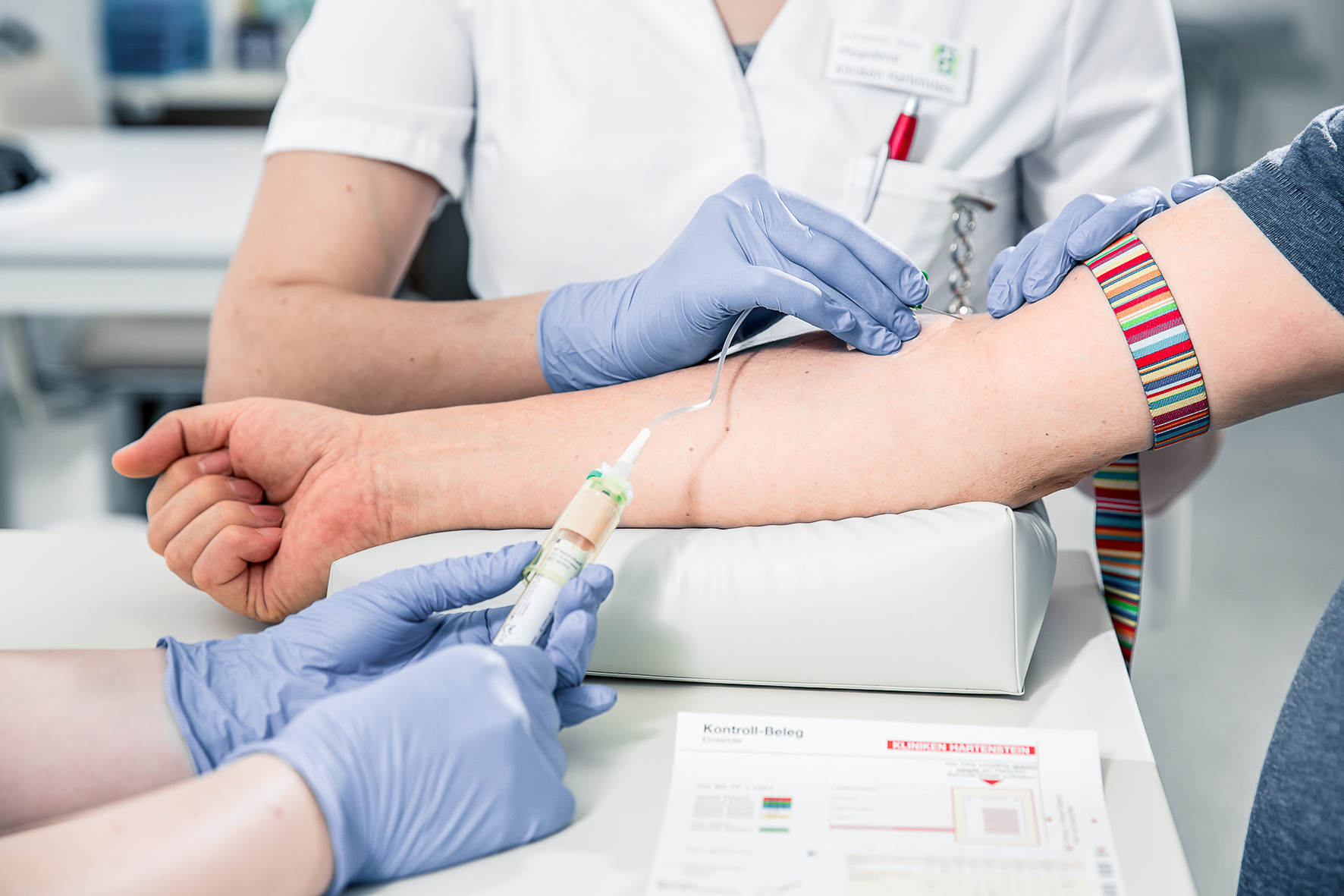 Blutabnahme bei einem Patienten